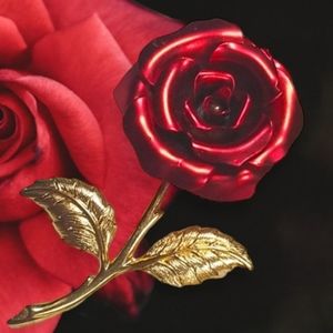 Vintage Red Rose Satin Finish Goldtone Brooch Pin